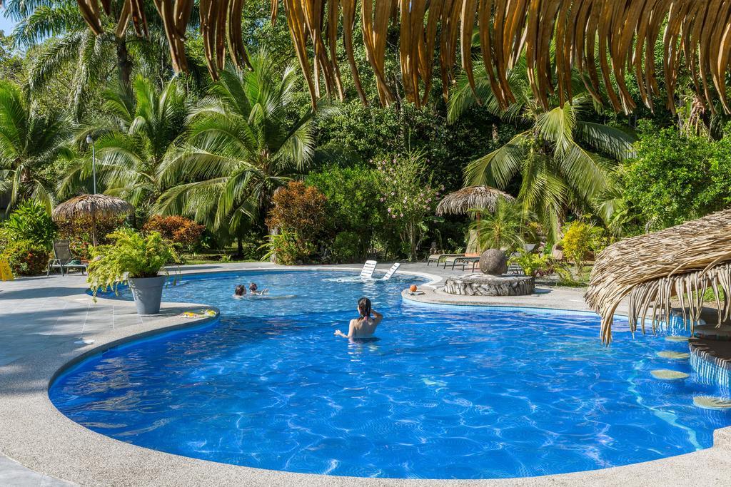 Hotel Suizo Loco Lodge & Resort Cahuita Eksteriør billede