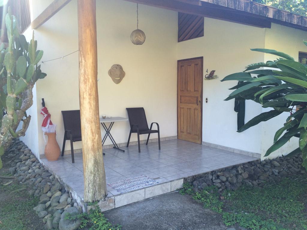 Hotel Suizo Loco Lodge & Resort Cahuita Værelse billede