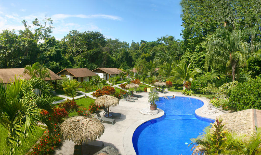 Hotel Suizo Loco Lodge & Resort Cahuita Eksteriør billede